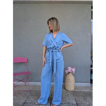 Combinaison fluide en lyocell.