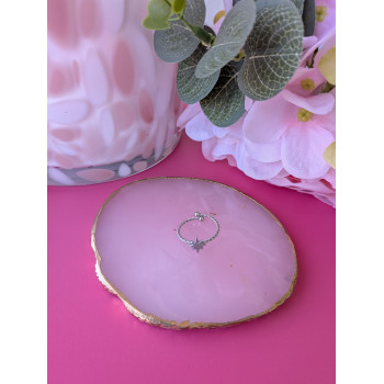 Bague étoile argentée.