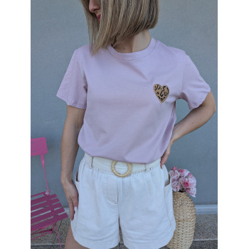 Tee-shirt cœur léopard.