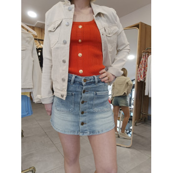 Veste en jean créme.