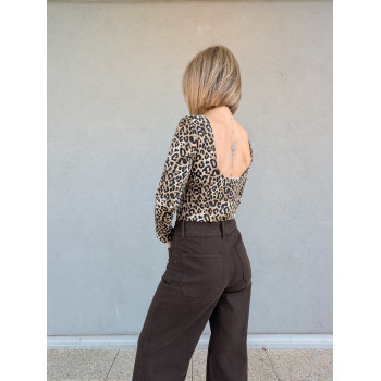 Body léopard dos nu.