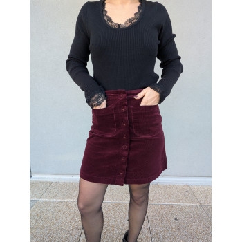 Jupe velours bordeaux.
