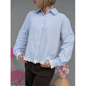 Chemise rayée au détail brodé