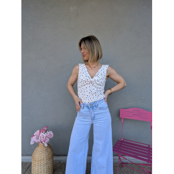 Haut fleuri dos ouvert.