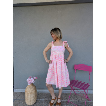 Robe légère à imprimé cœurs.