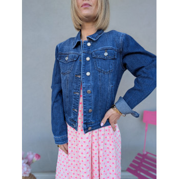 Veste en jean intemporelle.