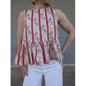 Top fluide à imprimé floral.